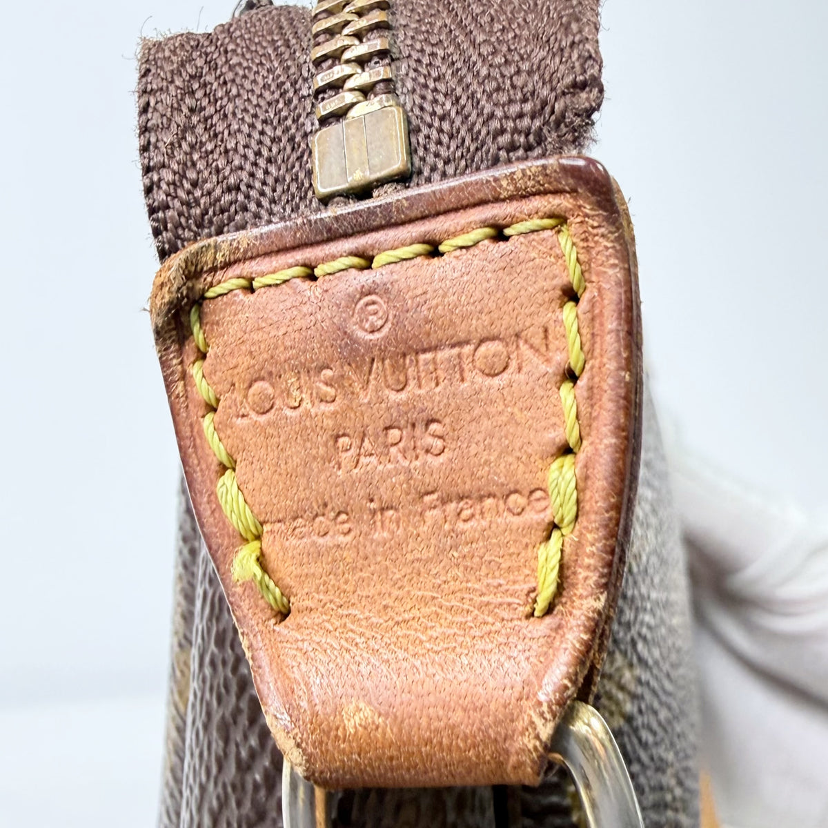 Louis Vuitton Pochette Accessories Monogram Canvas Shoulder Bag