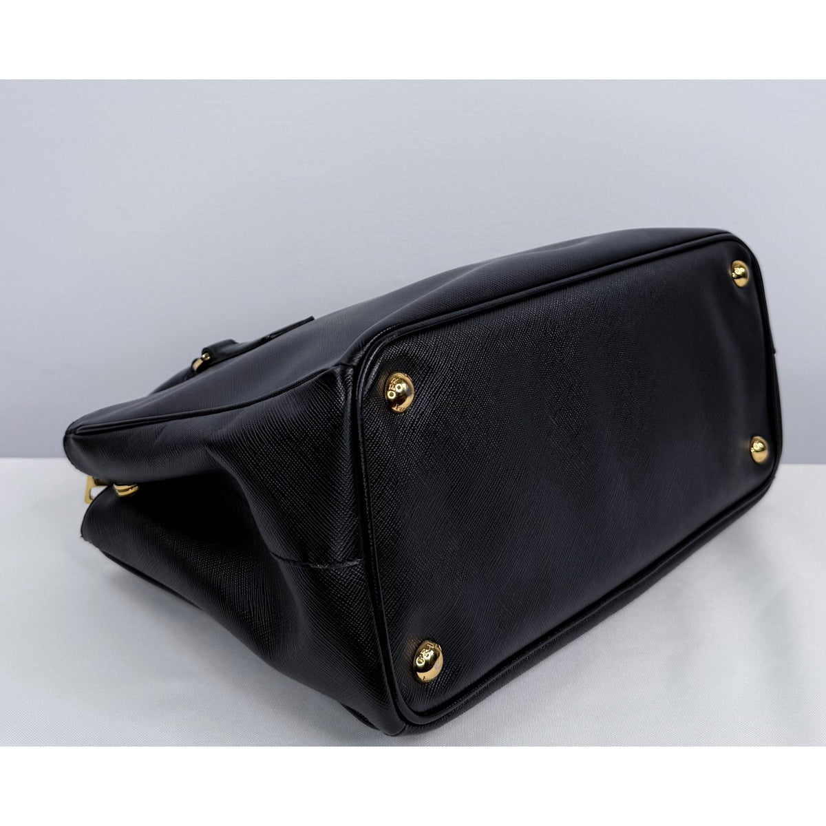 Prada Black Saffiano Leather Small Double Zip Galleria Tote w/ Strap