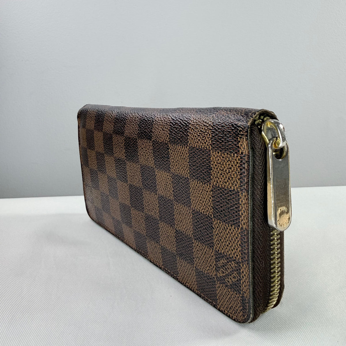 Louis Vuitton Damier Ebene Zippy Wallet