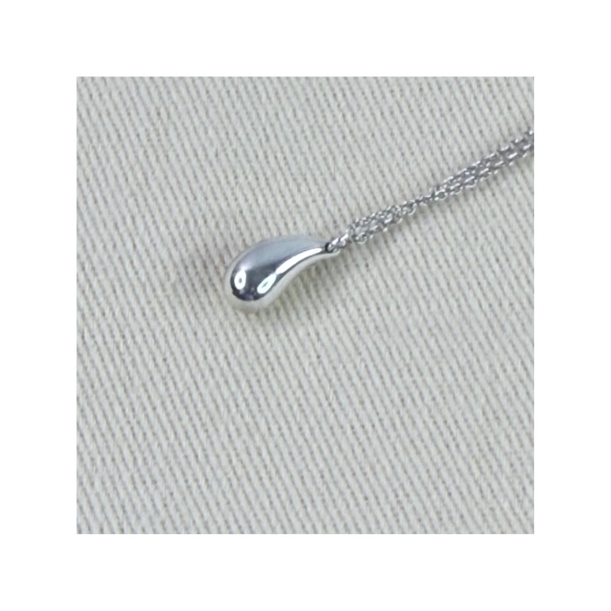 Tiffany & Co. Elsa Peretti Teardrop Pendant Necklace