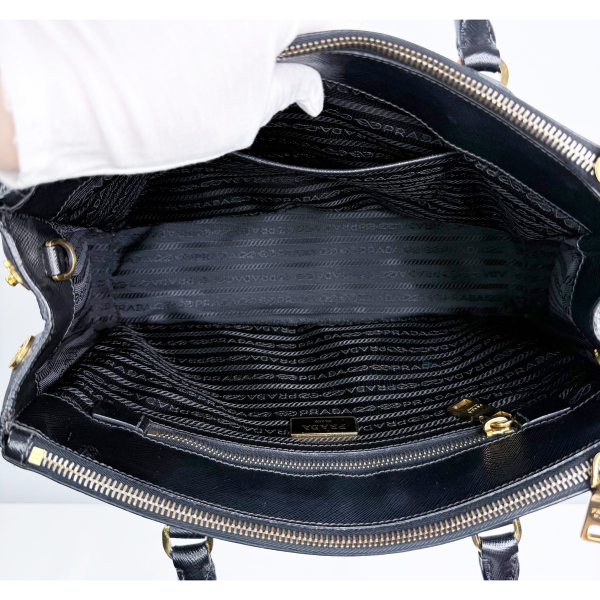 Prada Black Saffiano Leather Small Double Zip Galleria Tote w/ Strap