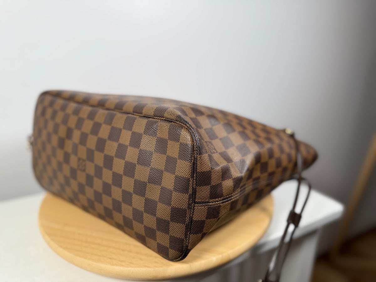 Louis Vuitton Neverfull MM Damier Ebene Canvas Cherry Red Lining Tote Bag
