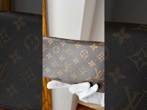 Louis Vuitton Monogram Zip Around Travel Organizer