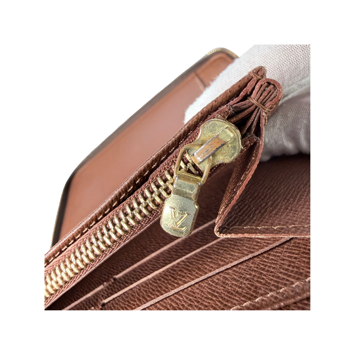 Louis Vuitton Monogram Zip Around Travel Organizer