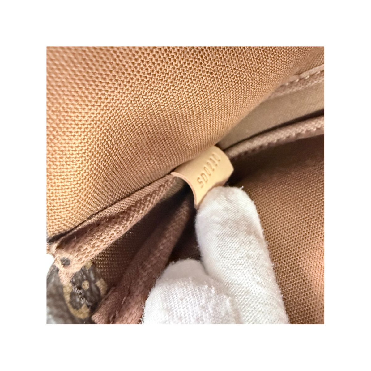 Louis Vuitton Multi Pochette Accessoires Monogram