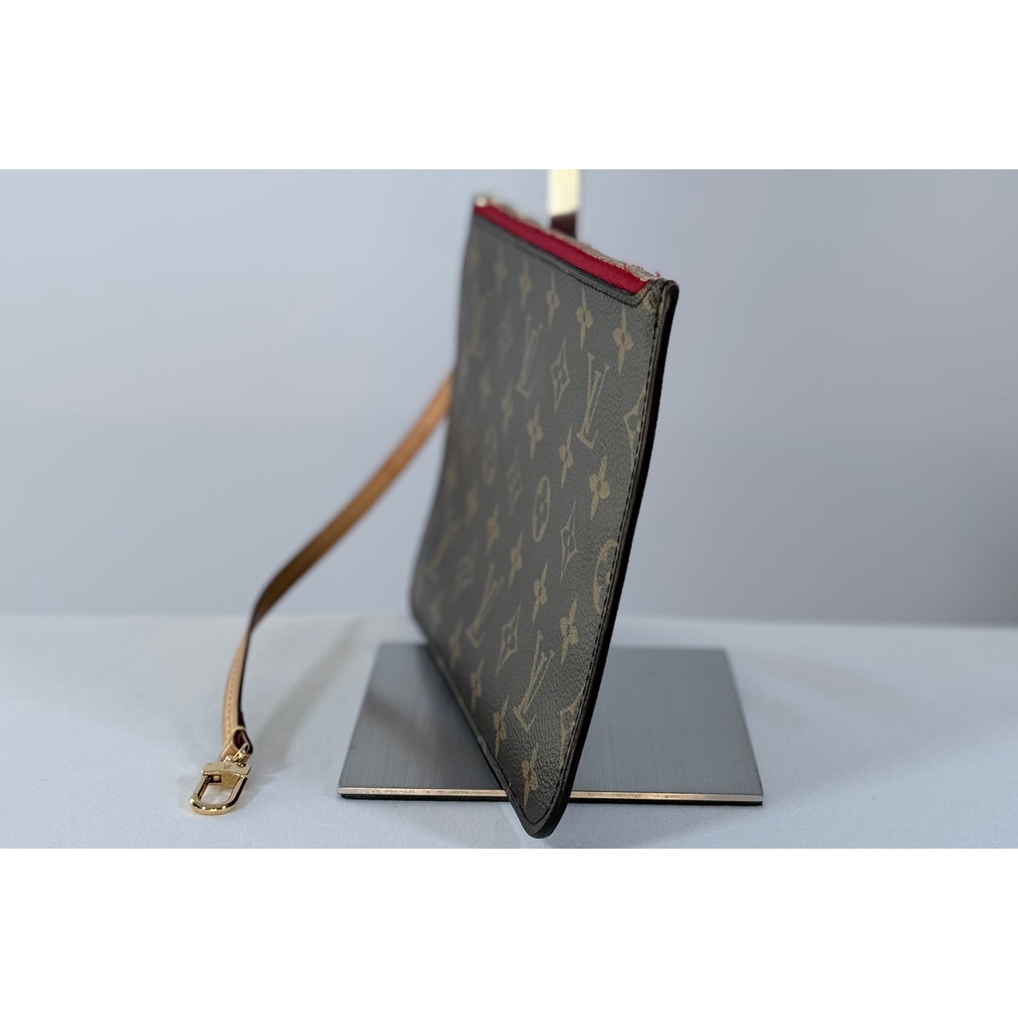 LOUIS VUITTON Monogram Neverfull MM Pouch Accessory Pouch