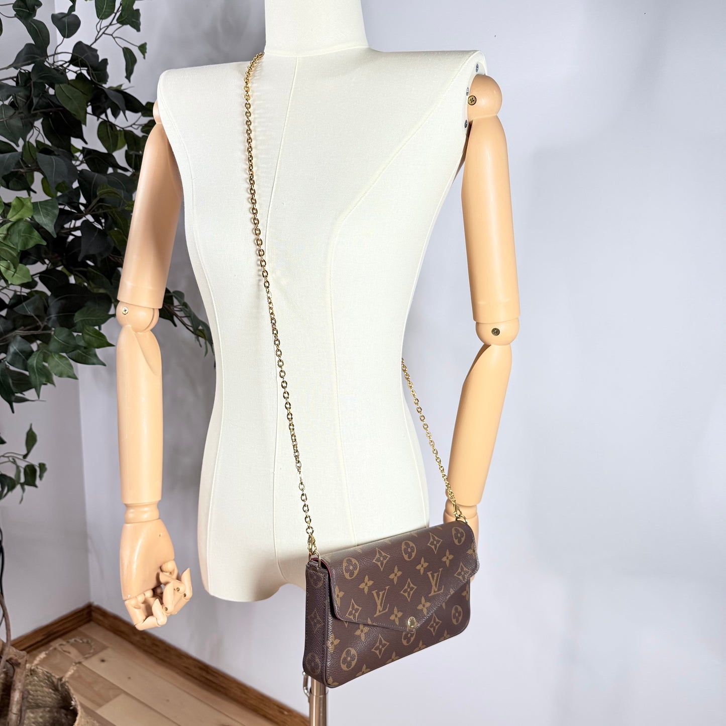 Louis Vuitton Pochette Félicie with Two Pouches