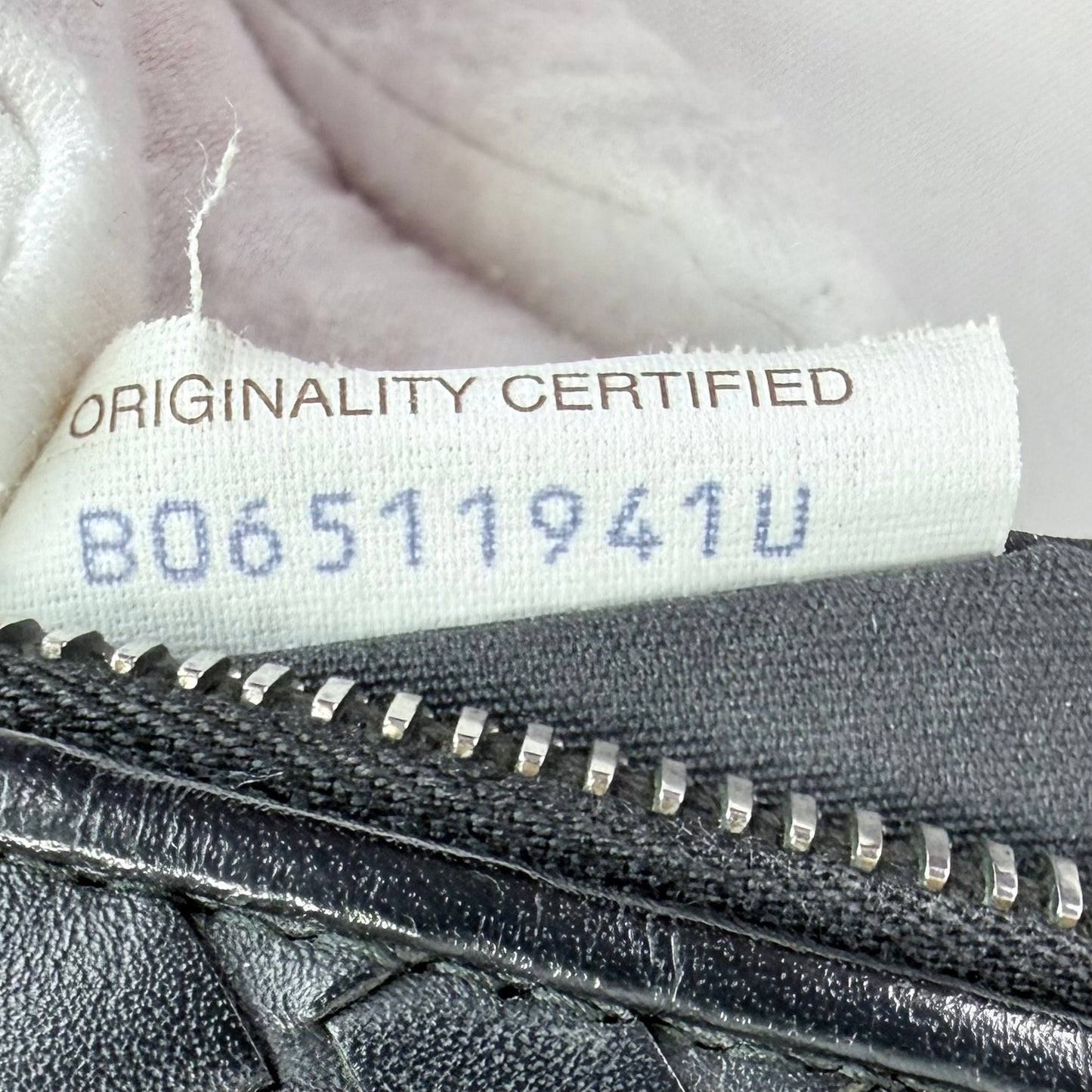 Bottega Veneta Intrecciato Portfolio Black Leather Zip Pouch