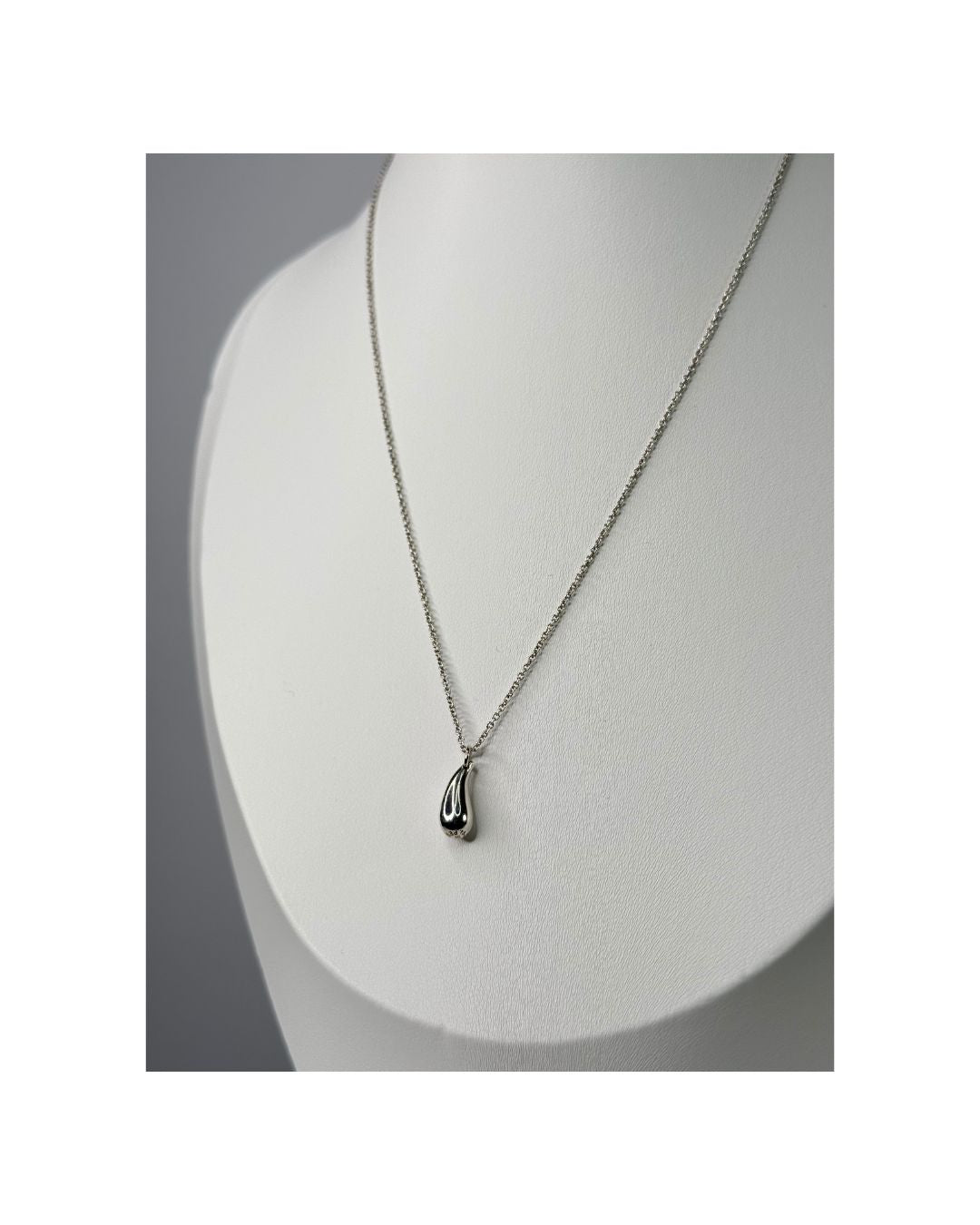 Tiffany & Co. Elsa Peretti Teardrop Sterling Silver Necklace