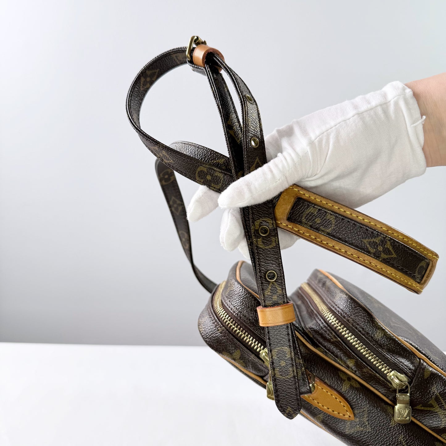 Louis Vuitton Monogram Amazone Crossbody Bag - Giveaway in our Facebook grouup