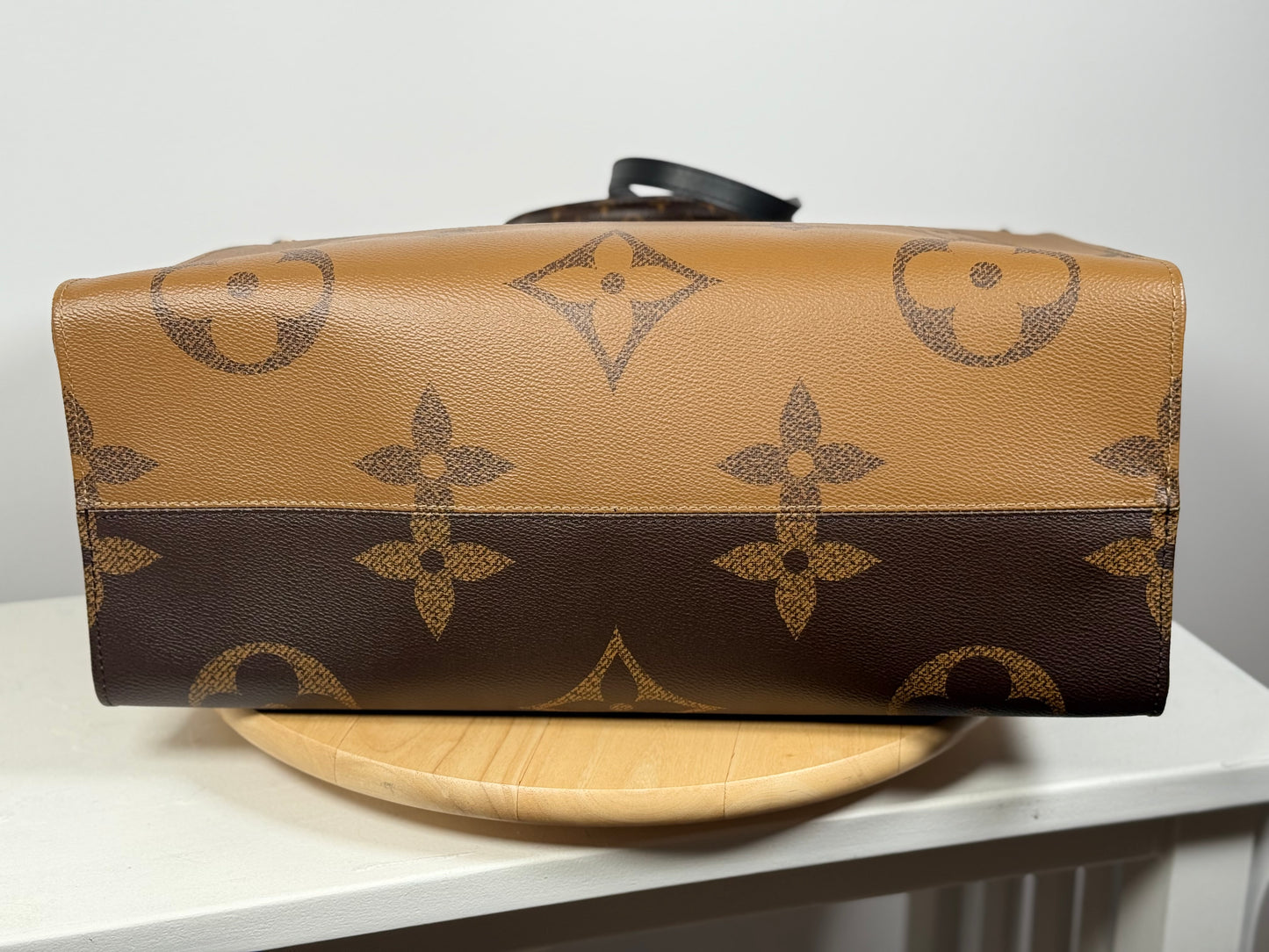 Louis Vuitton Monogram Reverse OnTheGo GM 2WAY Shoulder Tote Bag