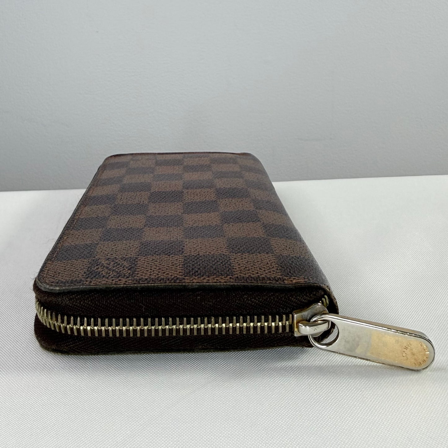 Louis Vuitton Damier Ebene Zippy Wallet
