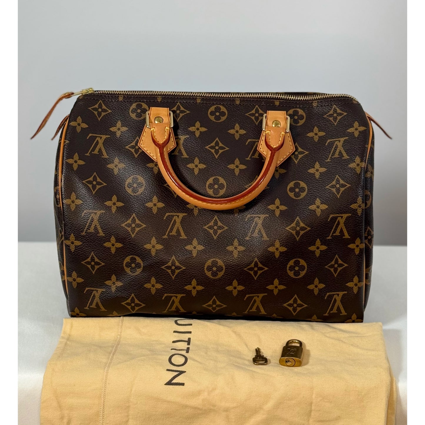 Louis Vuitton Monogram Speedy 30 Boston Bag W/Dust Bag, Lock & Key