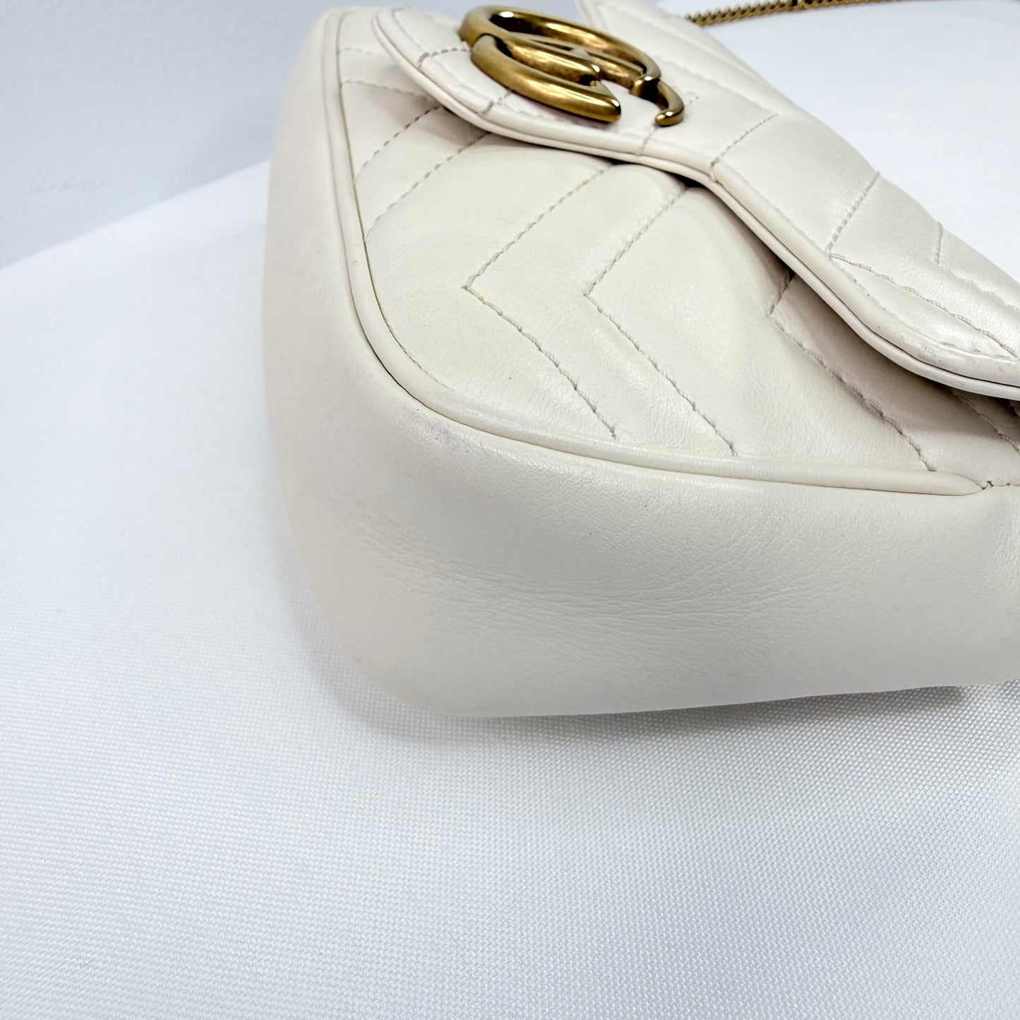 GUCCI GG Marmont Mini Quilted Leather Crossbody Bag