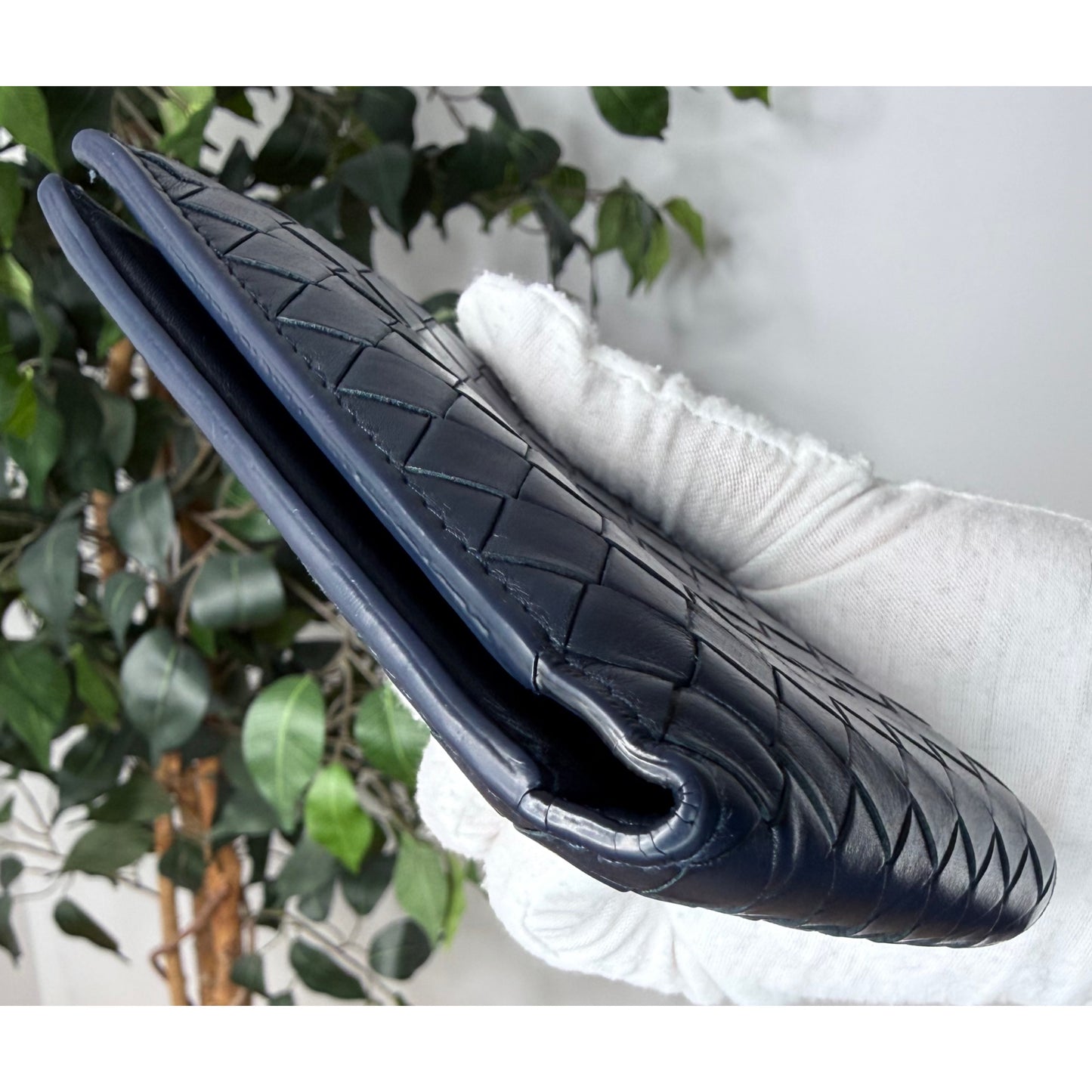 Bottega Veneta Intrecciato Wallet Bifold Leather Unisex Made in Italy Navy