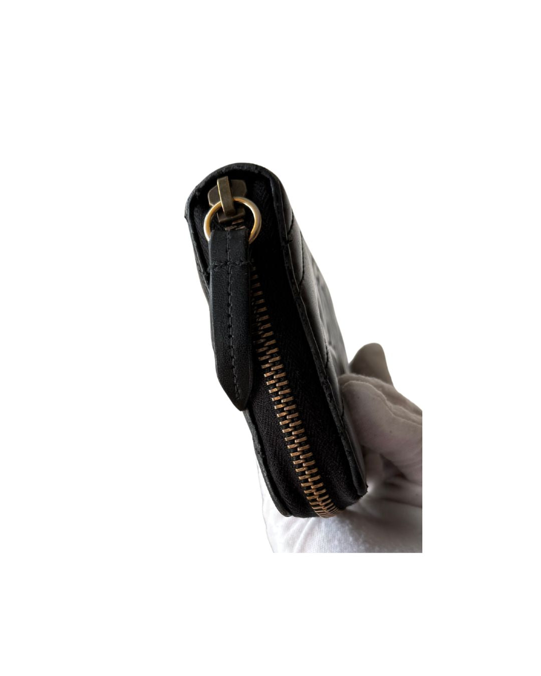 Gucci GG Marmont Black Matelassé Leather Zip Around Wallet