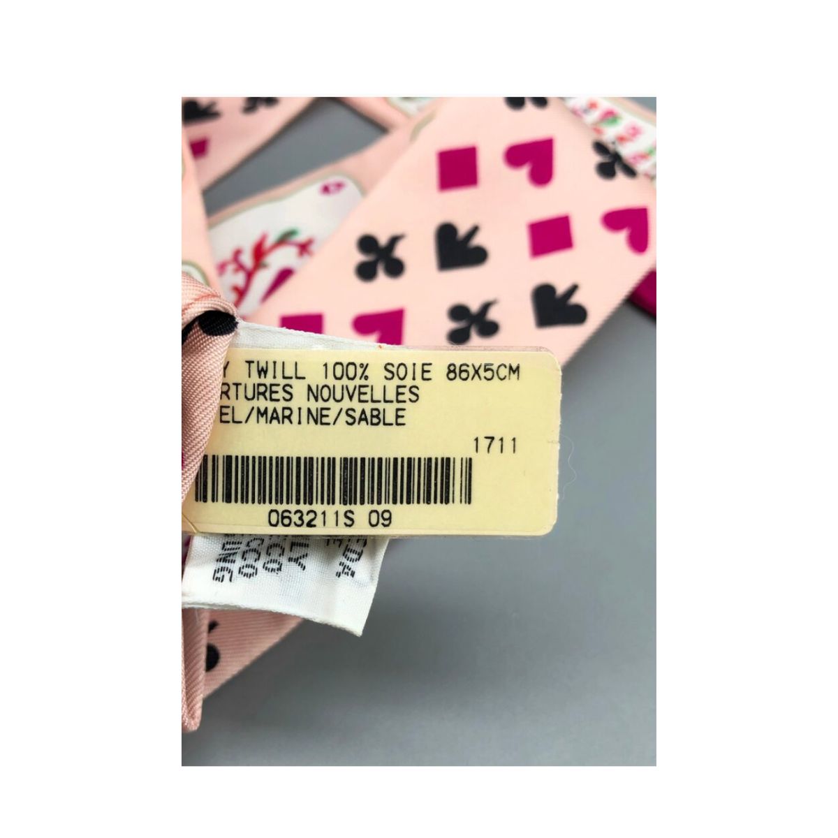 Hermès Jeux de Cartes Pink Silk Twilly Scarf