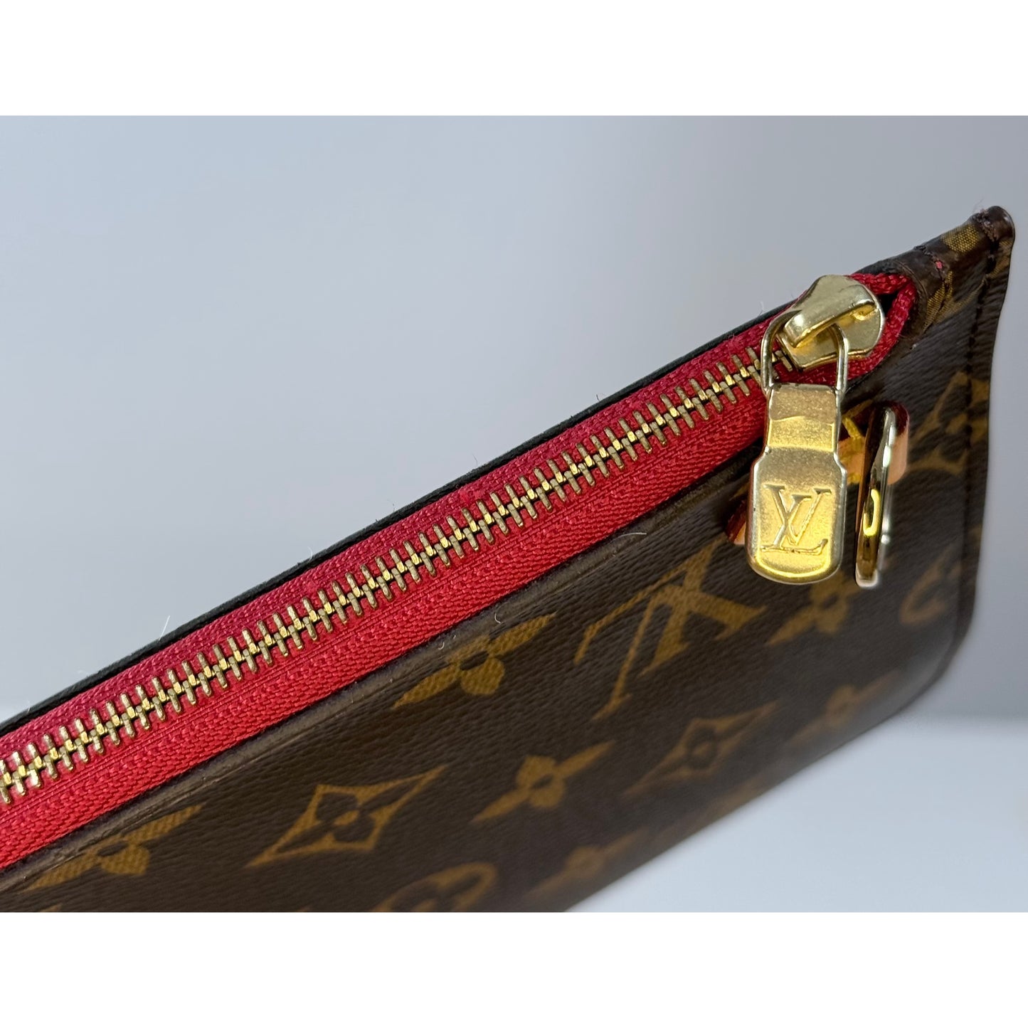 LOUIS VUITTON Monogram Neverfull MM Pouch Accessory Pouch