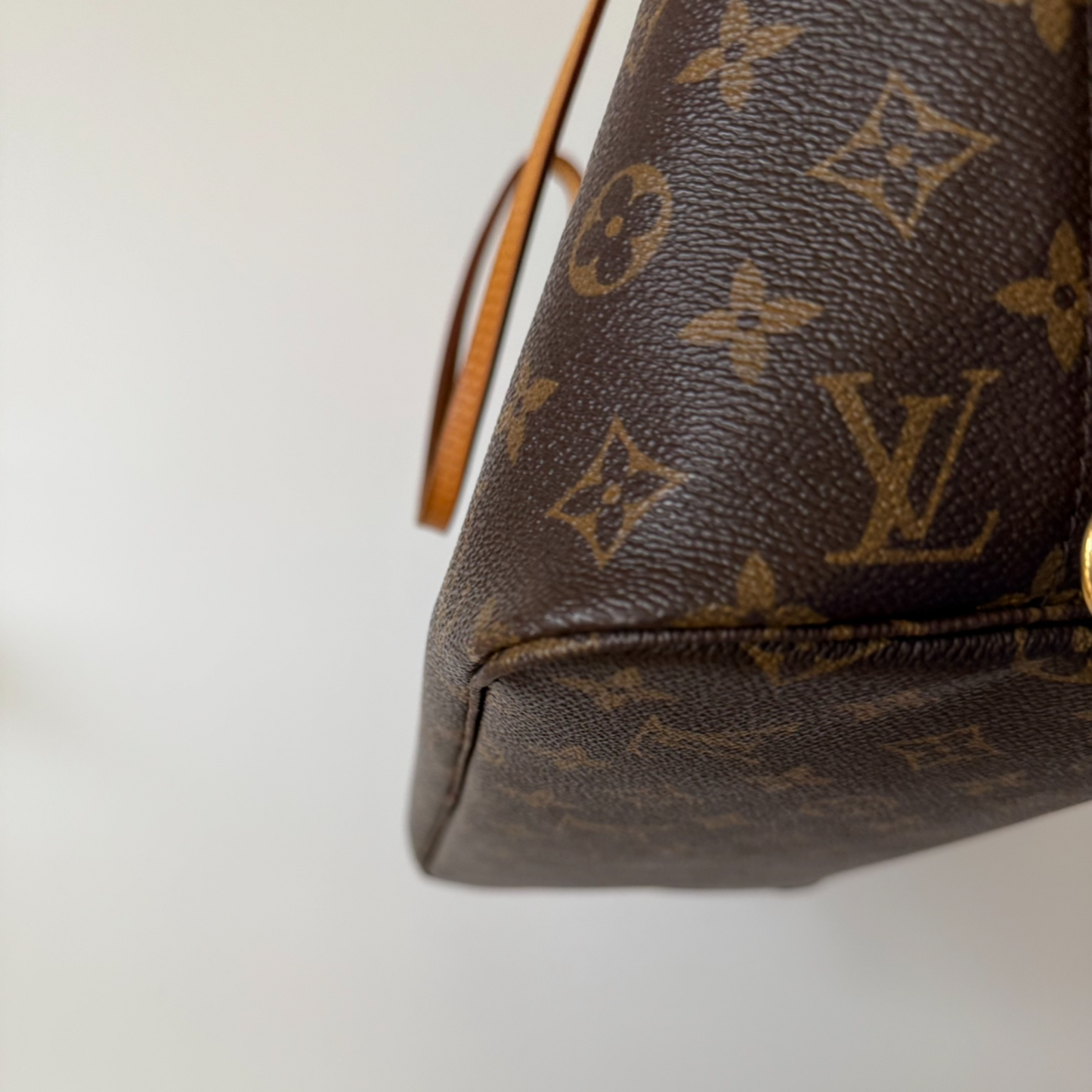 Louis Vuitton Monogram Neverfull MM w/ Dust Bag