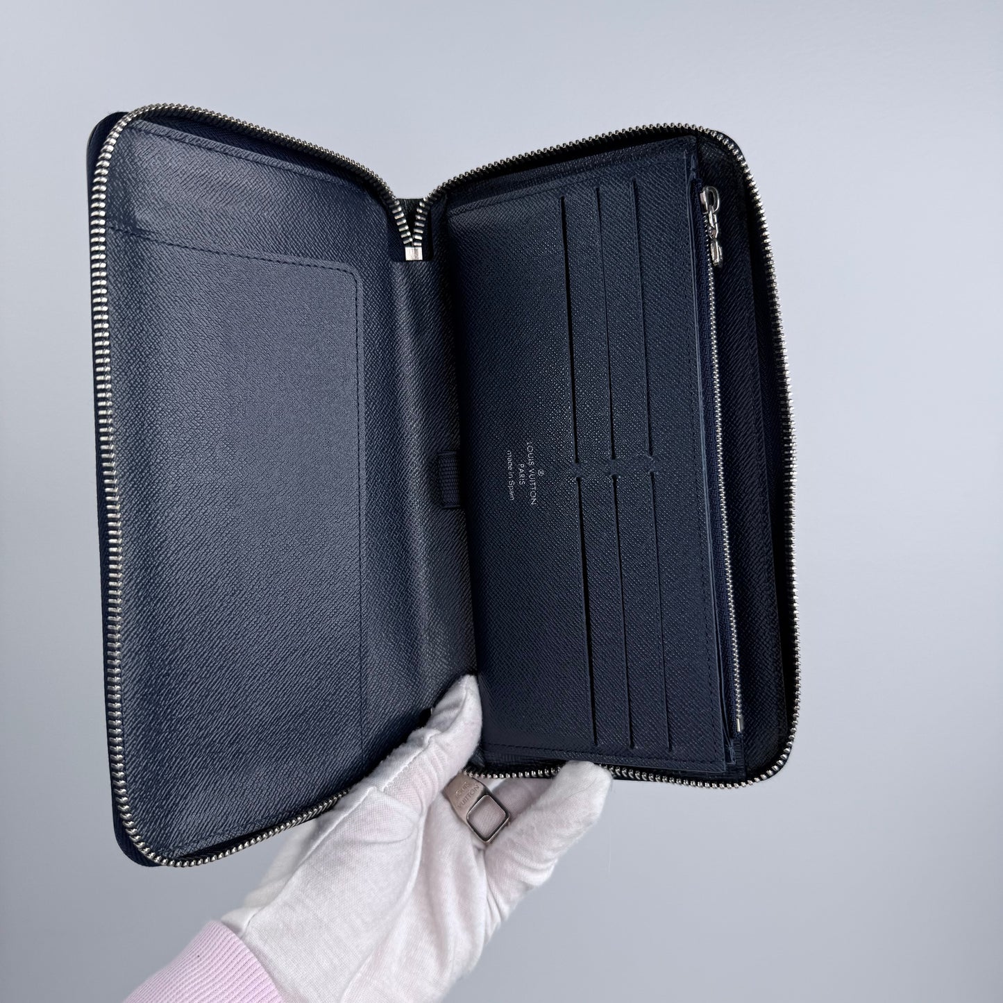 Louis Vuitton Zippy Wallet Epi Leather Navy Organizer