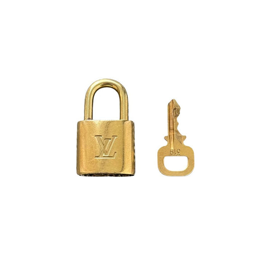 Louis Vuitton Padlock & Key #319