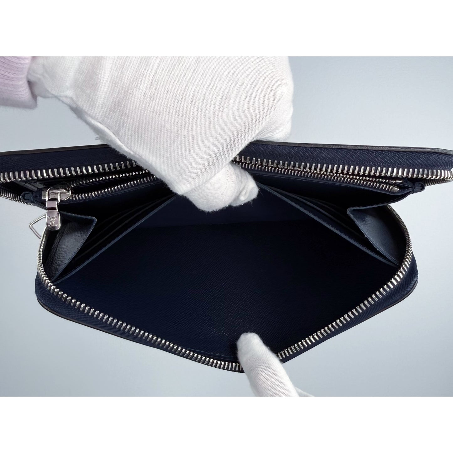 Louis Vuitton Zippy Wallet Epi Leather Navy Organizer