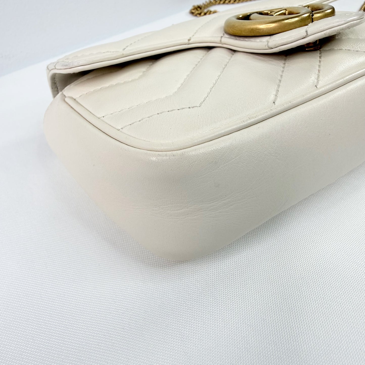 GUCCI GG Marmont Mini Quilted Leather Crossbody Bag