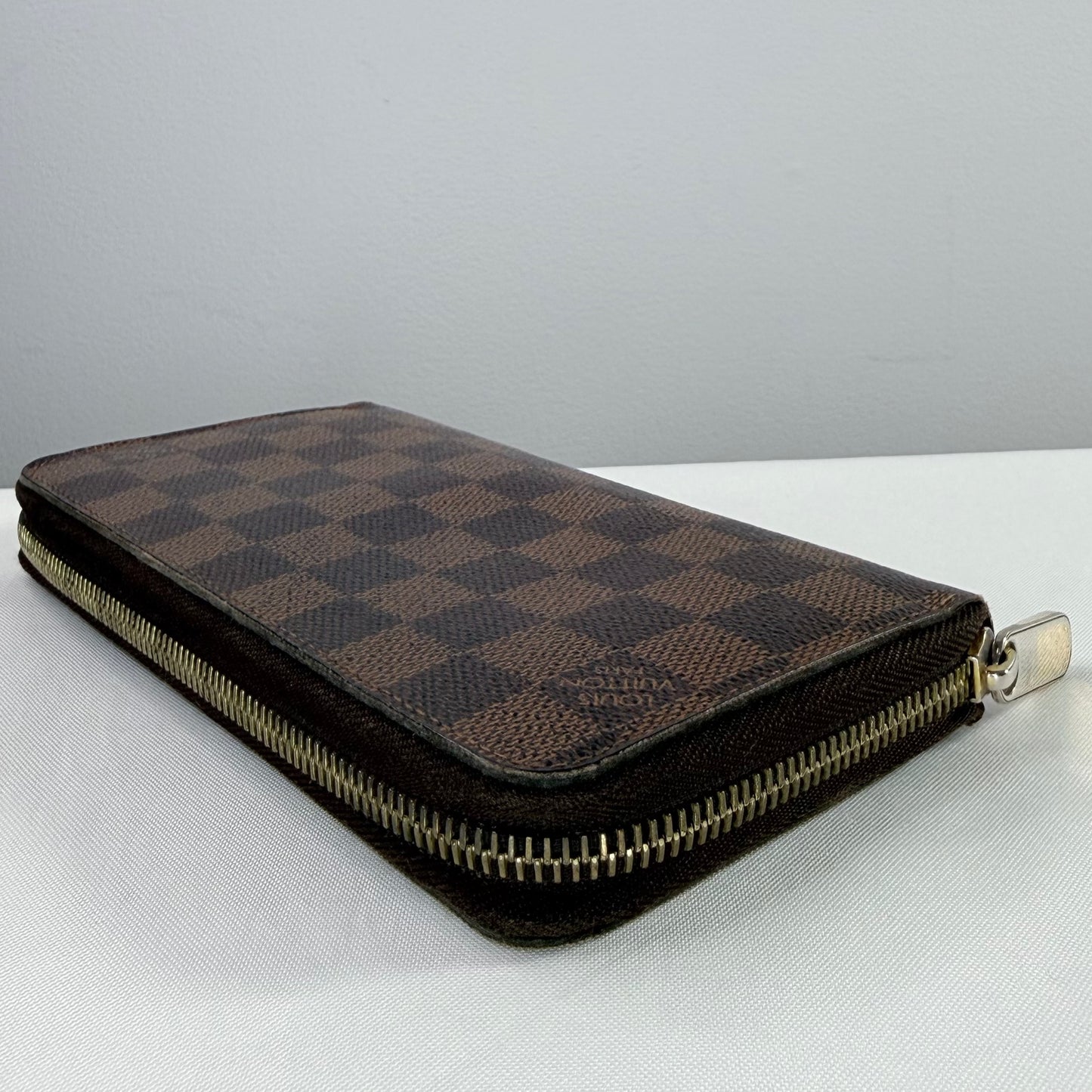 Louis Vuitton Damier Ebene Zippy Wallet