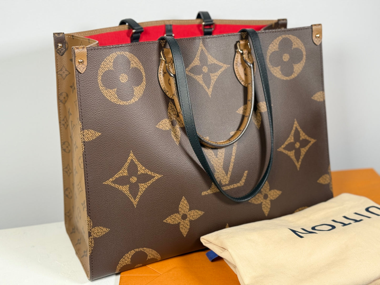 Louis Vuitton Monogram Reverse OnTheGo GM 2WAY Shoulder Tote Bag