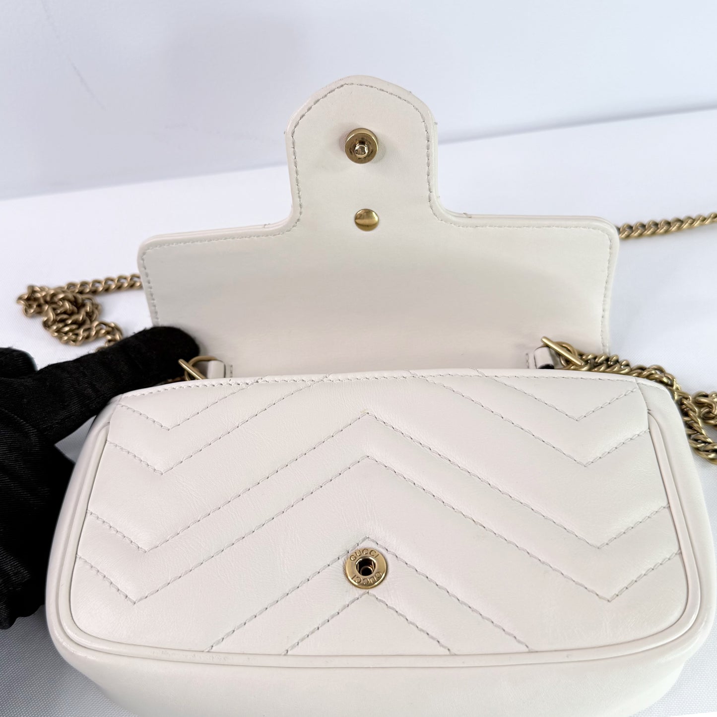 GUCCI GG Marmont Mini Quilted Leather Crossbody Bag
