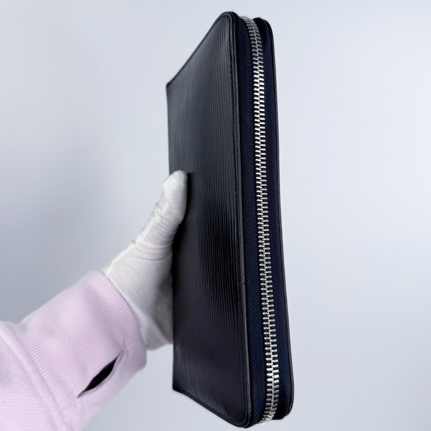 Louis Vuitton Zippy Wallet Epi Leather Navy Organizer