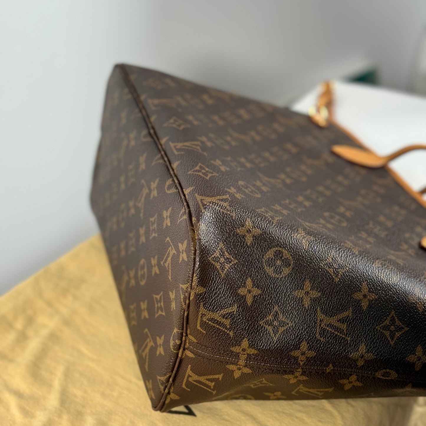 Louis Vuitton Monogram Neverfull MM with Pouch