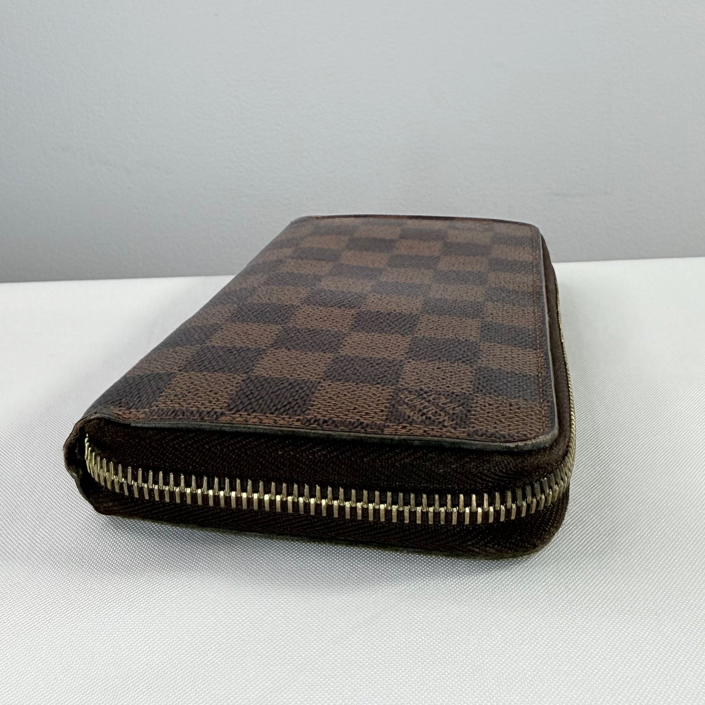 Louis Vuitton Damier Ebene Zippy Wallet
