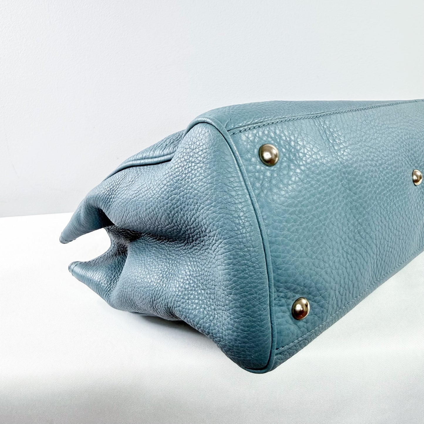 Gucci  Bamboo Pebbled Leather Blue Shopper Tote