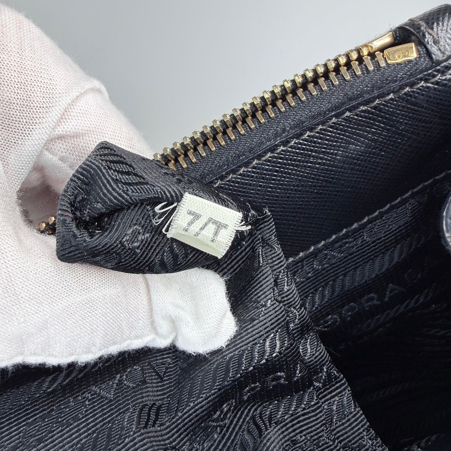 Prada Black Saffiano Leather Small Double Zip Galleria Tote w/ Strap