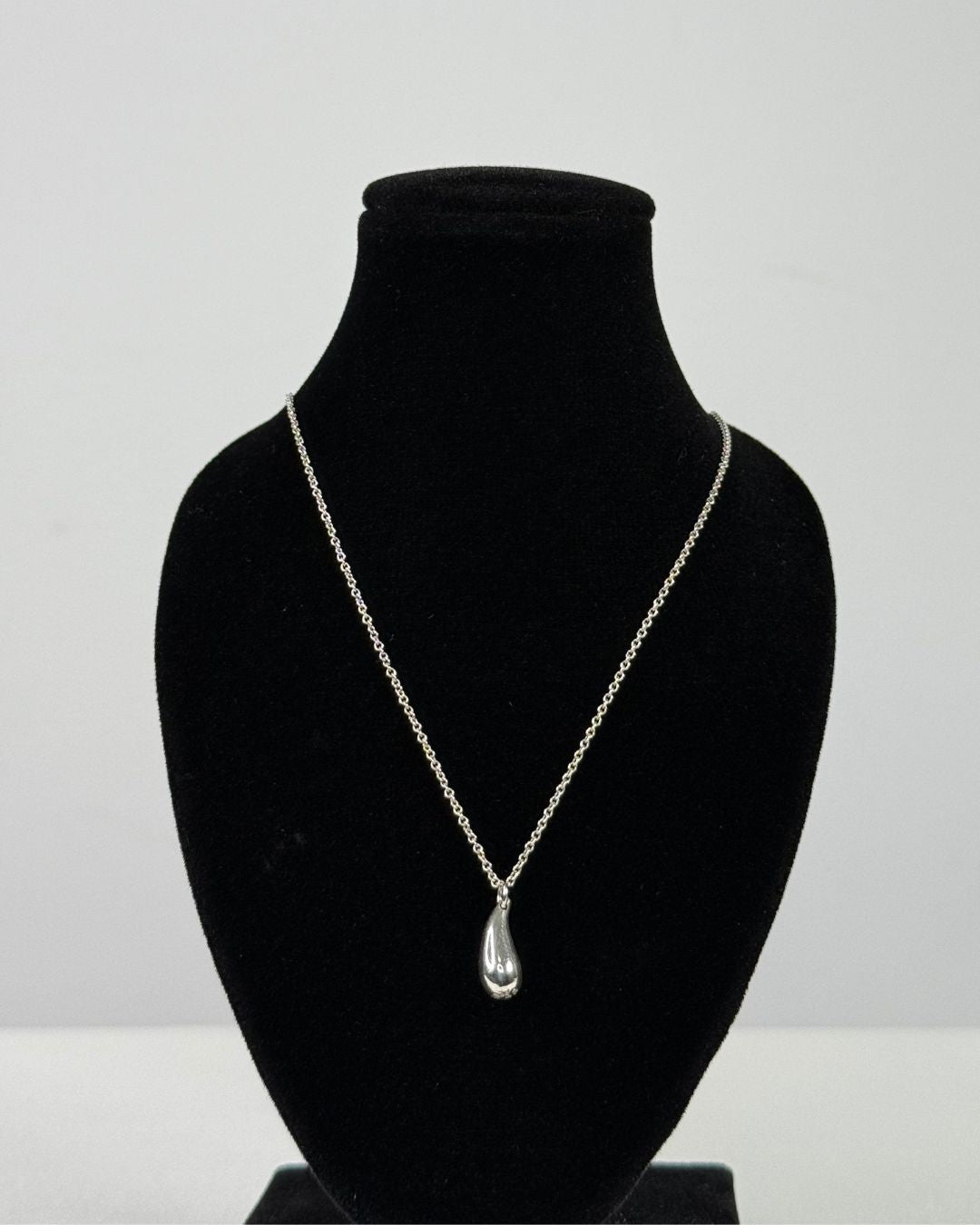 Tiffany & Co. Elsa Peretti Teardrop Sterling Silver Necklace